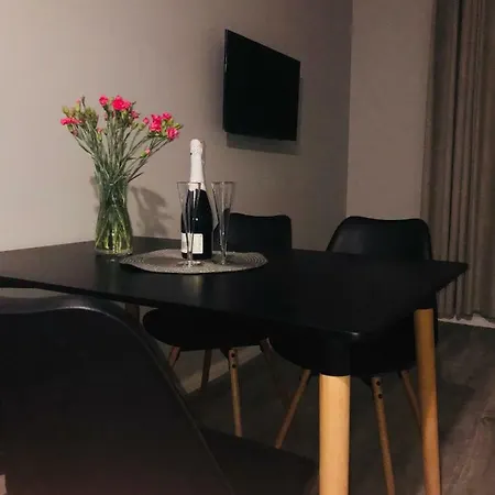 Apartament Przy Aquaparku W Redzie Rahmel Exterior foto